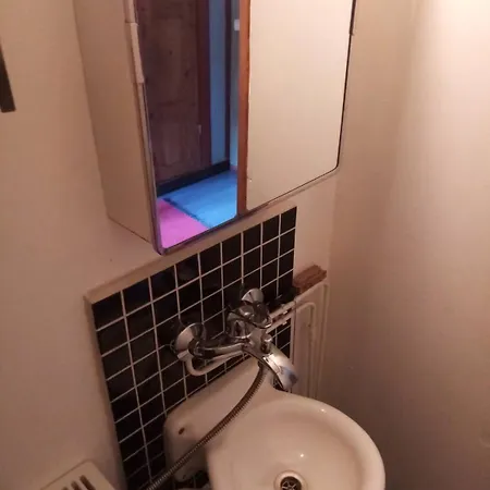 Pieni Asunto 60m2 Vanhassa Puukerrostalossa Pispalassa Appartement