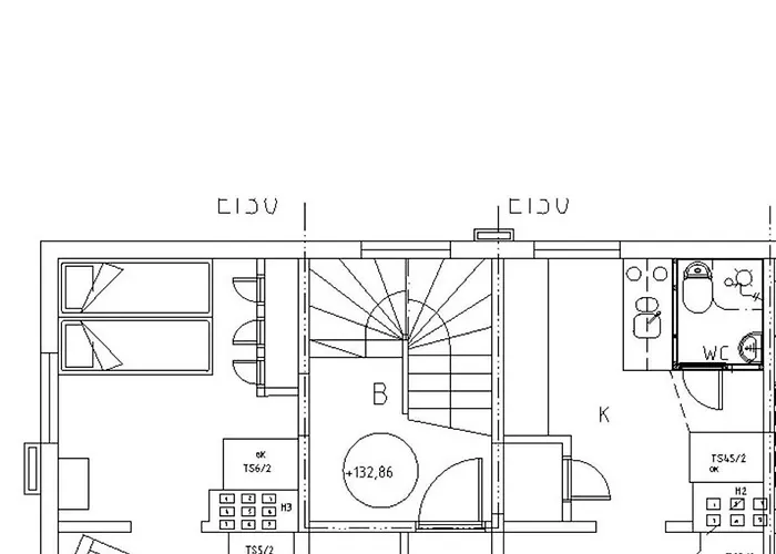 Pieni Asunto 60m2 Vanhassa Puukerrostalossa Pispalassa タンペレ
